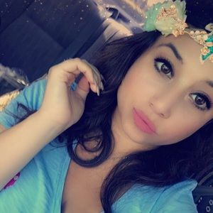 Meet your Posher, Shawnie